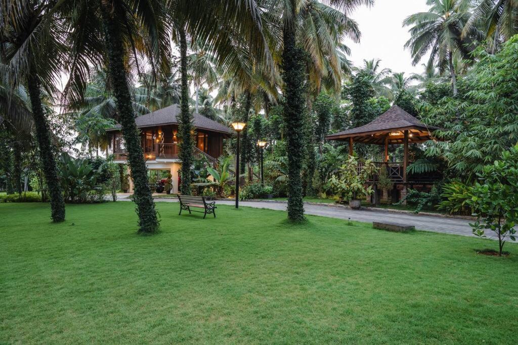 Villa Woods & Palms Pollāchi Εξωτερικό φωτογραφία