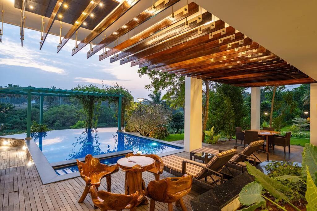 Villa Woods & Palms Pollāchi Εξωτερικό φωτογραφία